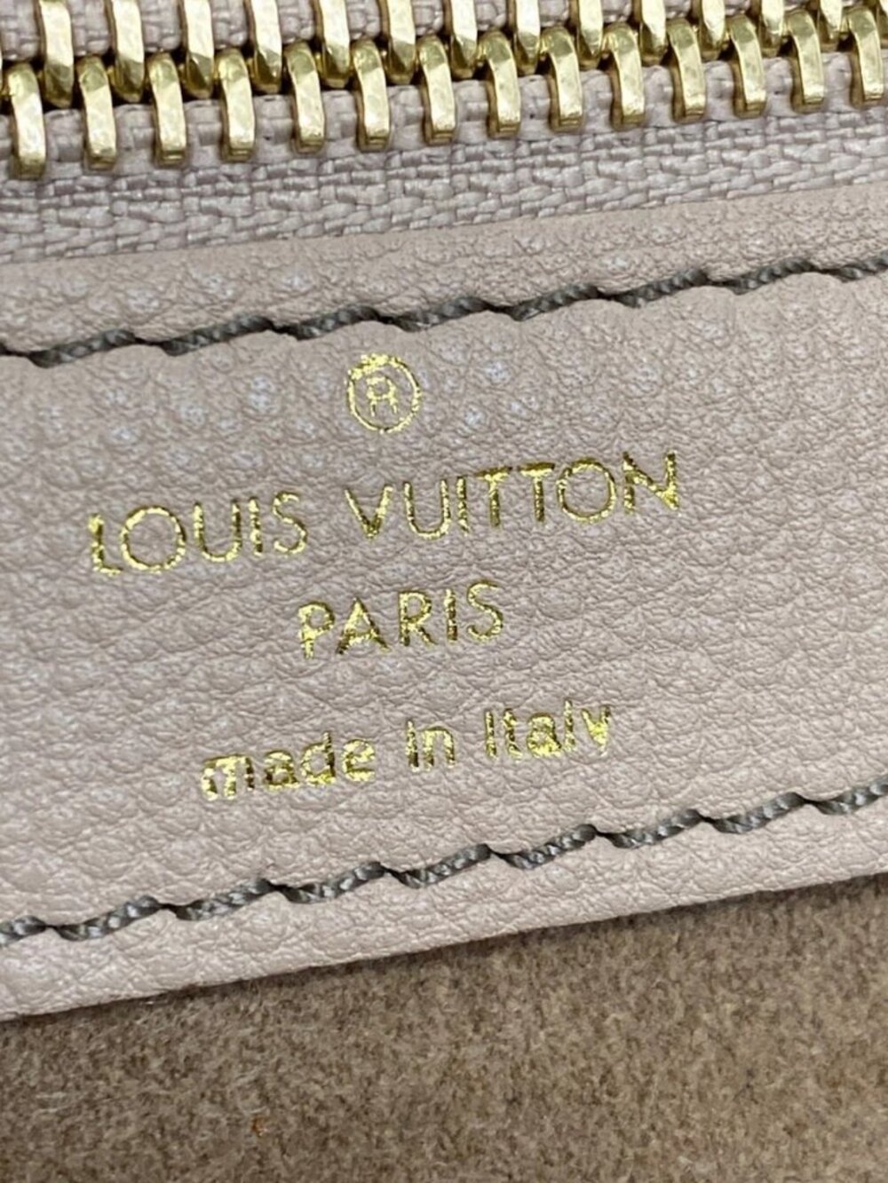 LOUIS VUITTON L M93979 Sable Mahina RC5111 Handbag - Picture 9 of 15